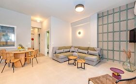 Jasminestay - Two Bedroom Apartments With Backyard
